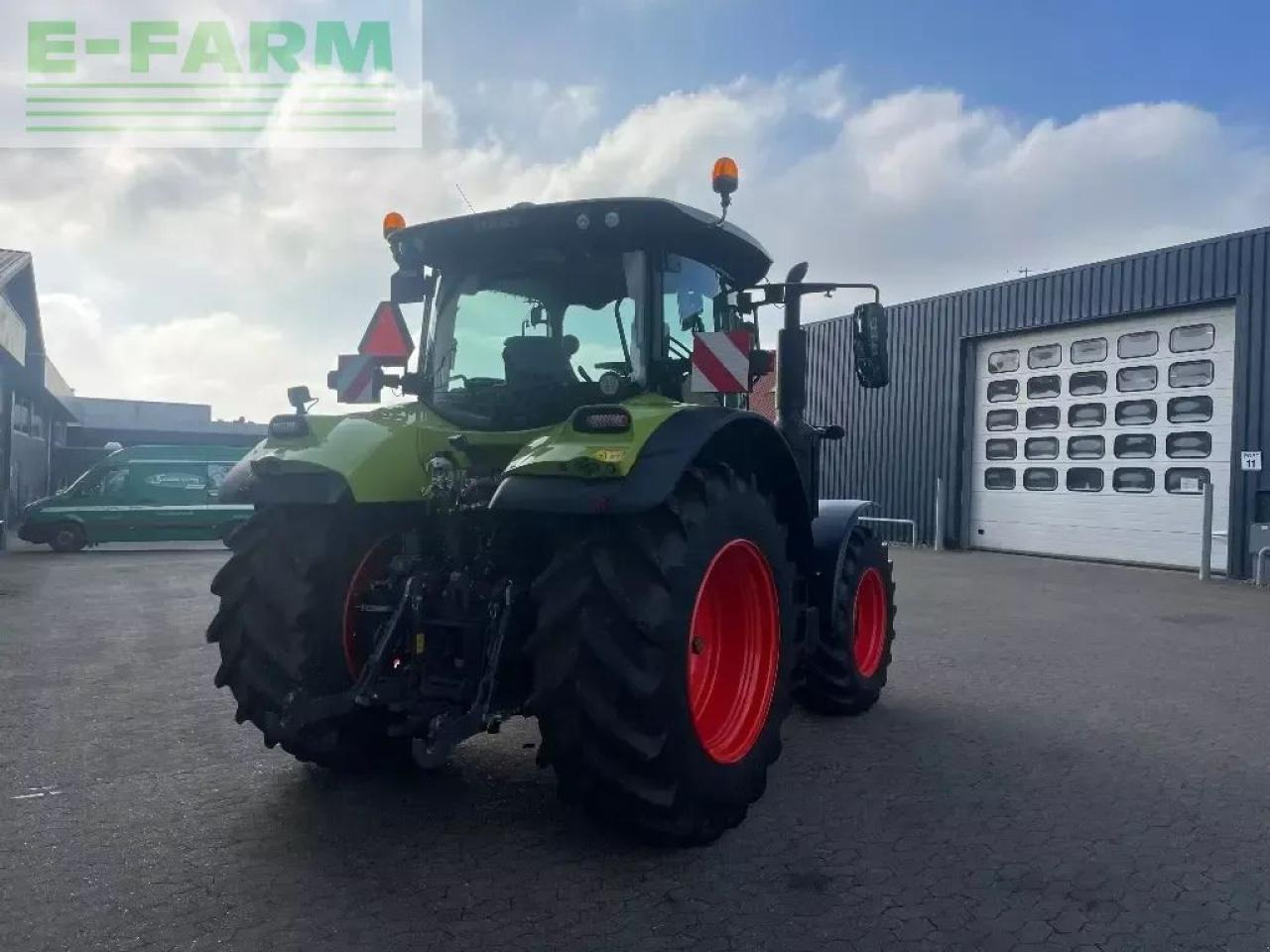 Tractor CLAAS arion 550 cmatic CMATIC