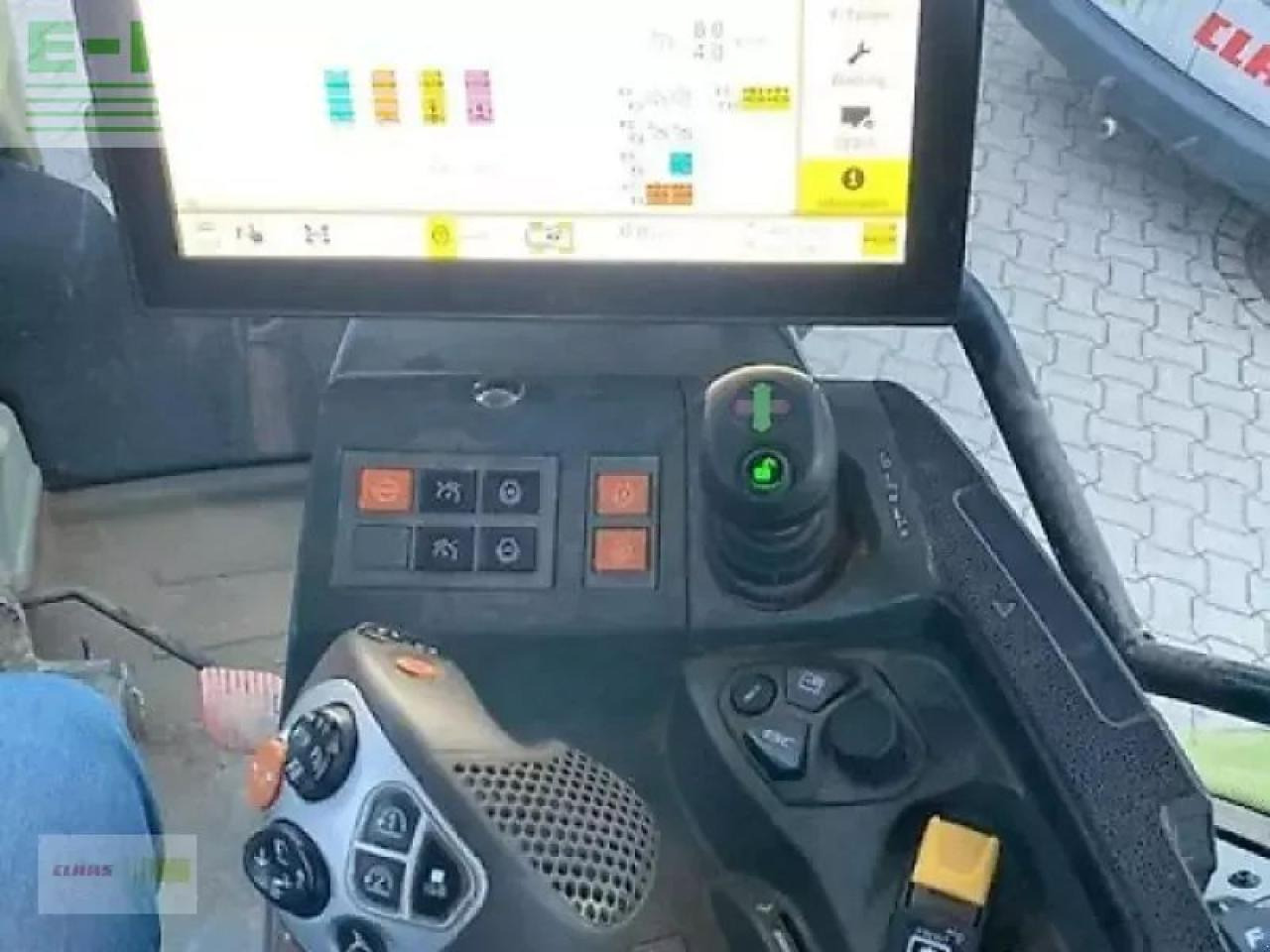 Tractor CLAAS arion 550 cmatic CMATIC