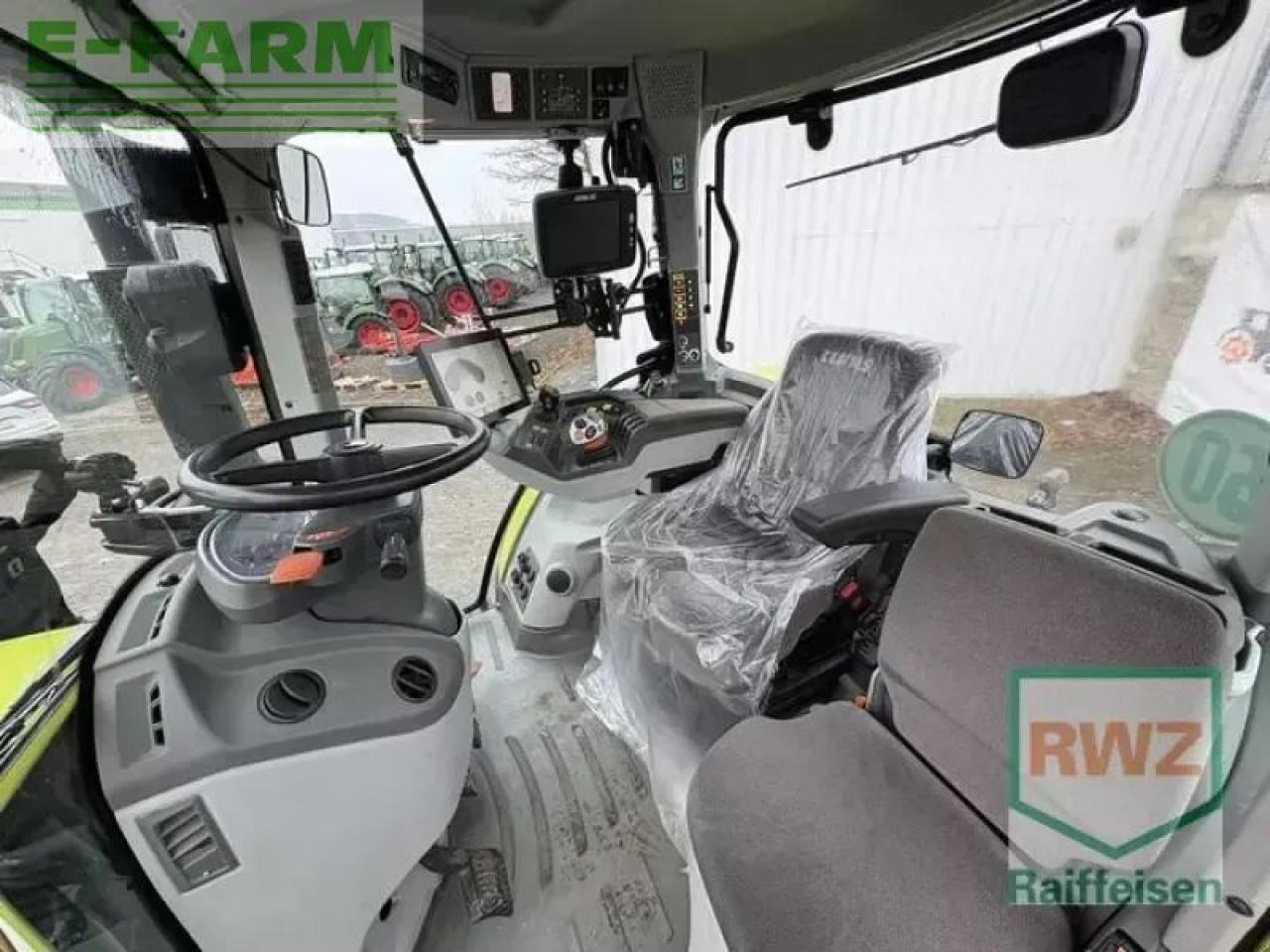 Tractor CLAAS arion 550 cmatic CMATIC