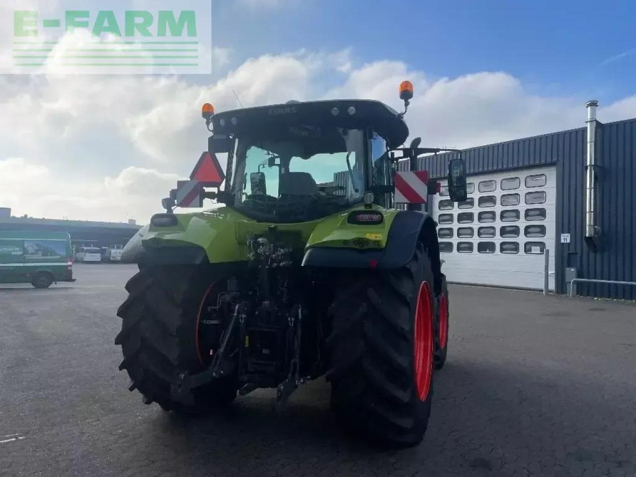 Tractor CLAAS arion 550 cmatic CMATIC