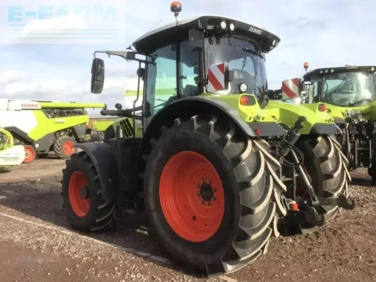 Tractor CLAAS arion 550 cmatic CMATIC
