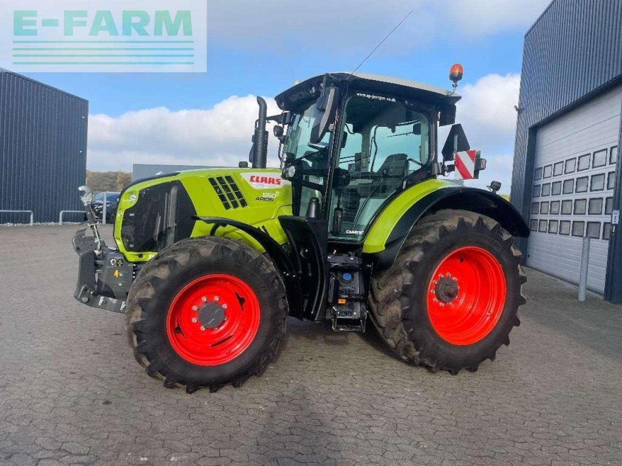 Tractor CLAAS arion 550 cmatic CMATIC
