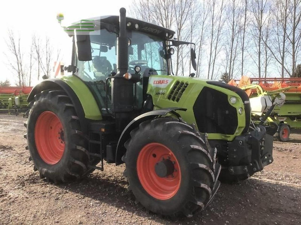 Tractor CLAAS arion 550 cmatic CMATIC