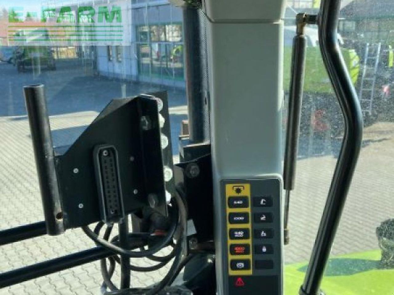 Tractor CLAAS arion 550 cmatic cebis CMATIC