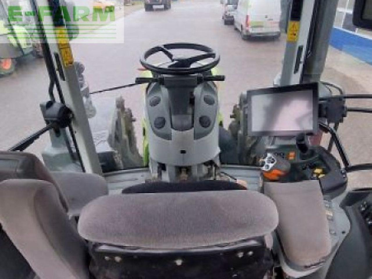 Tractor CLAAS arion 550 cmatic cebis CMATIC CEBIS