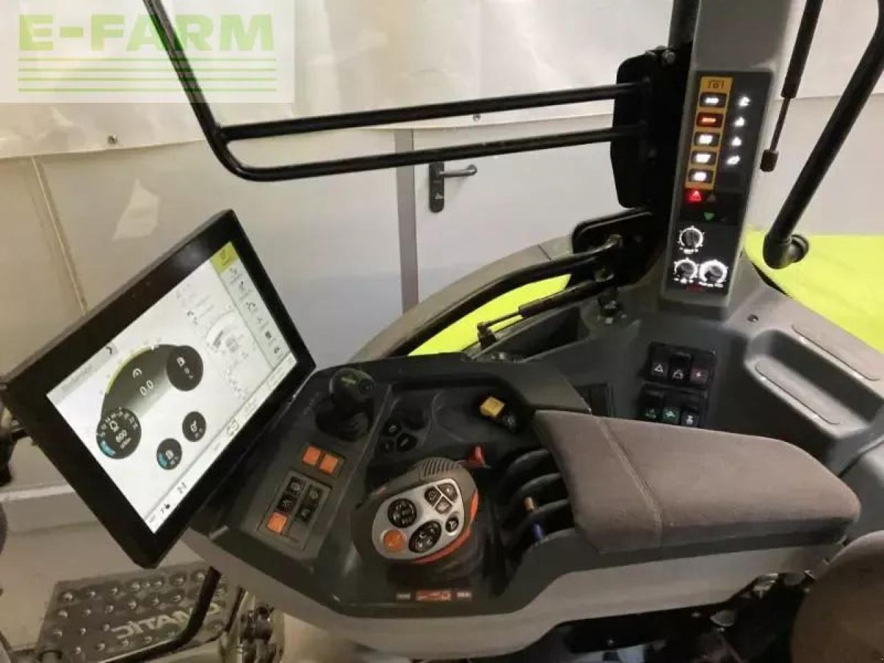 Tractor CLAAS arion 550 cmatic cebis CMATIC CEBIS