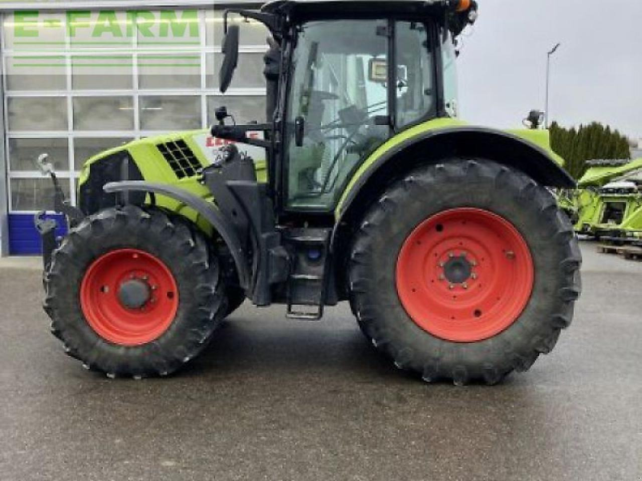 Tractor CLAAS arion 550 cmatic cebis CMATIC CEBIS