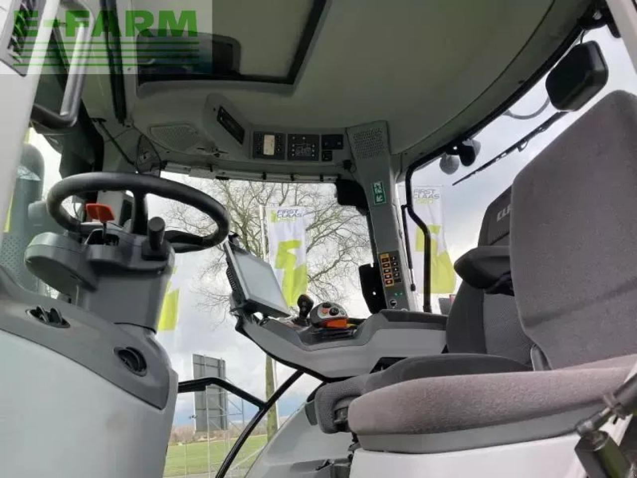 Tractor CLAAS arion 550 cmatic cebis CMATIC CEBIS