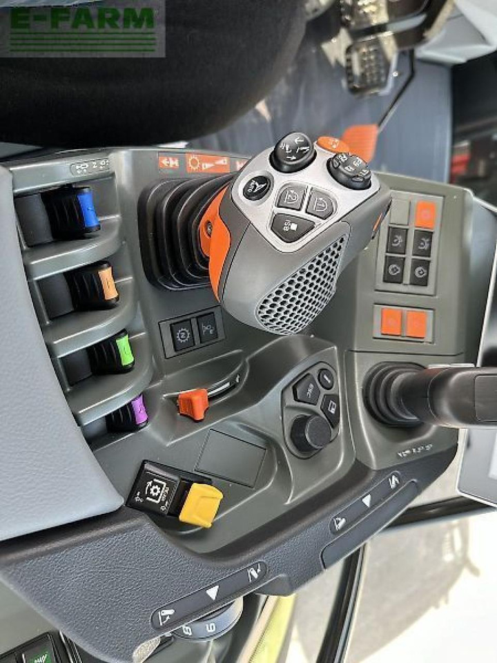 Tractor CLAAS arion 550 cmatic cebis CMATIC CEBIS