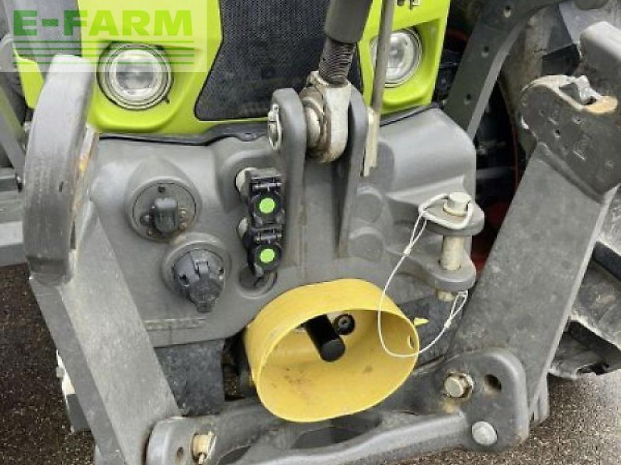 Tractor CLAAS arion 550 cmatic cebis CMATIC CEBIS