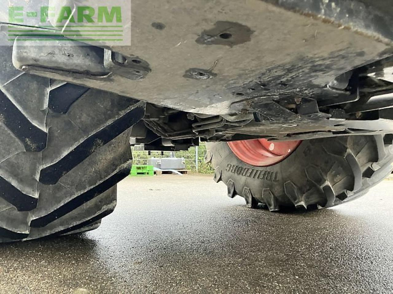 Tractor CLAAS arion 550 cmatic cebis CMATIC CEBIS