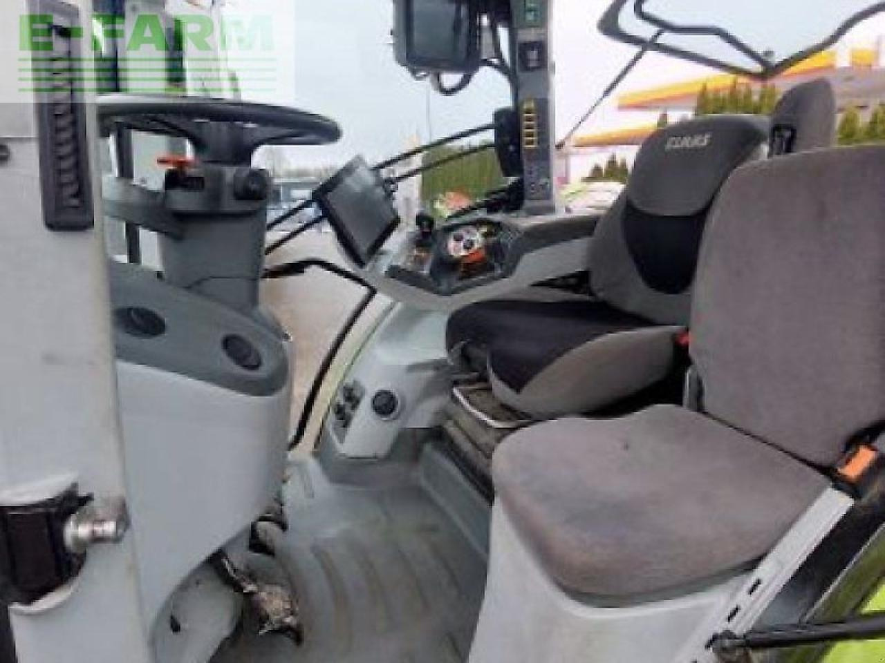 Tractor CLAAS arion 550 cmatic cebis CMATIC CEBIS