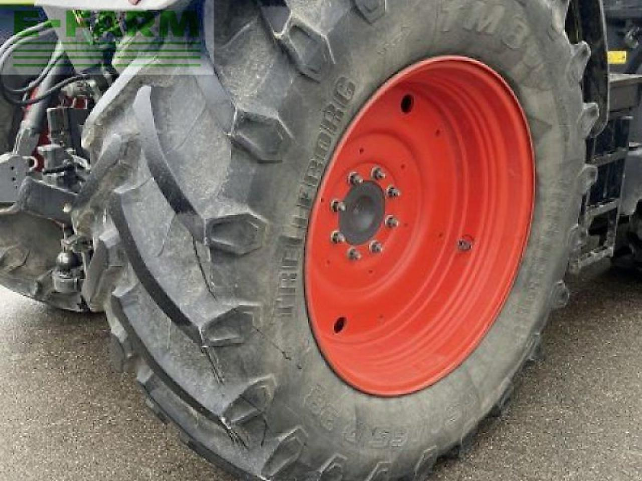 Tractor CLAAS arion 550 cmatic cebis CMATIC CEBIS