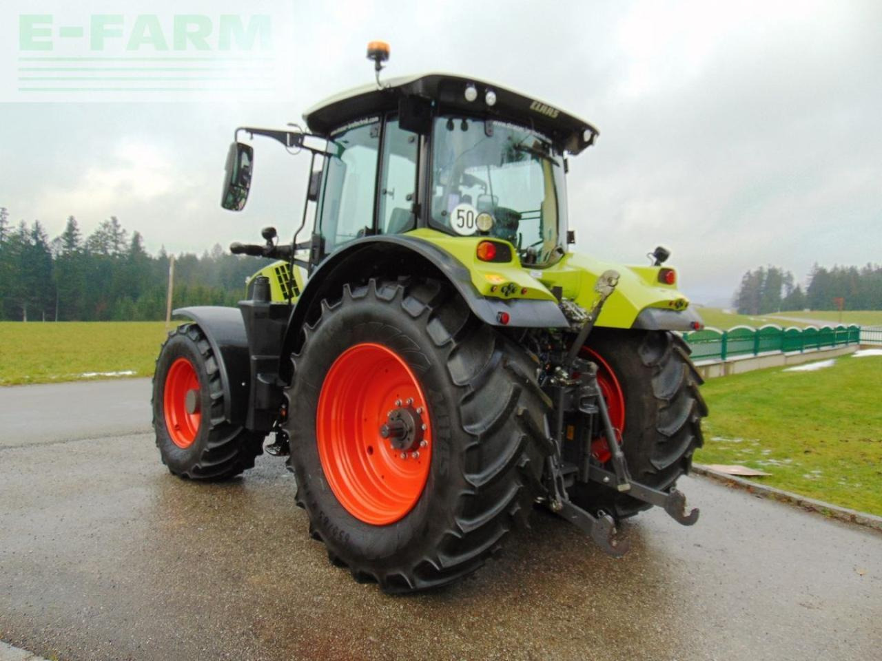 Tractor CLAAS arion 550 cmatic cis+ CMATIC CIS+