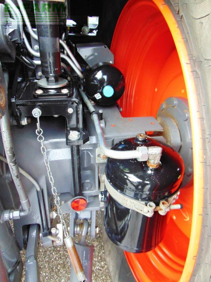 Tractor CLAAS arion 550 cmatic cis+ CMATIC CIS+