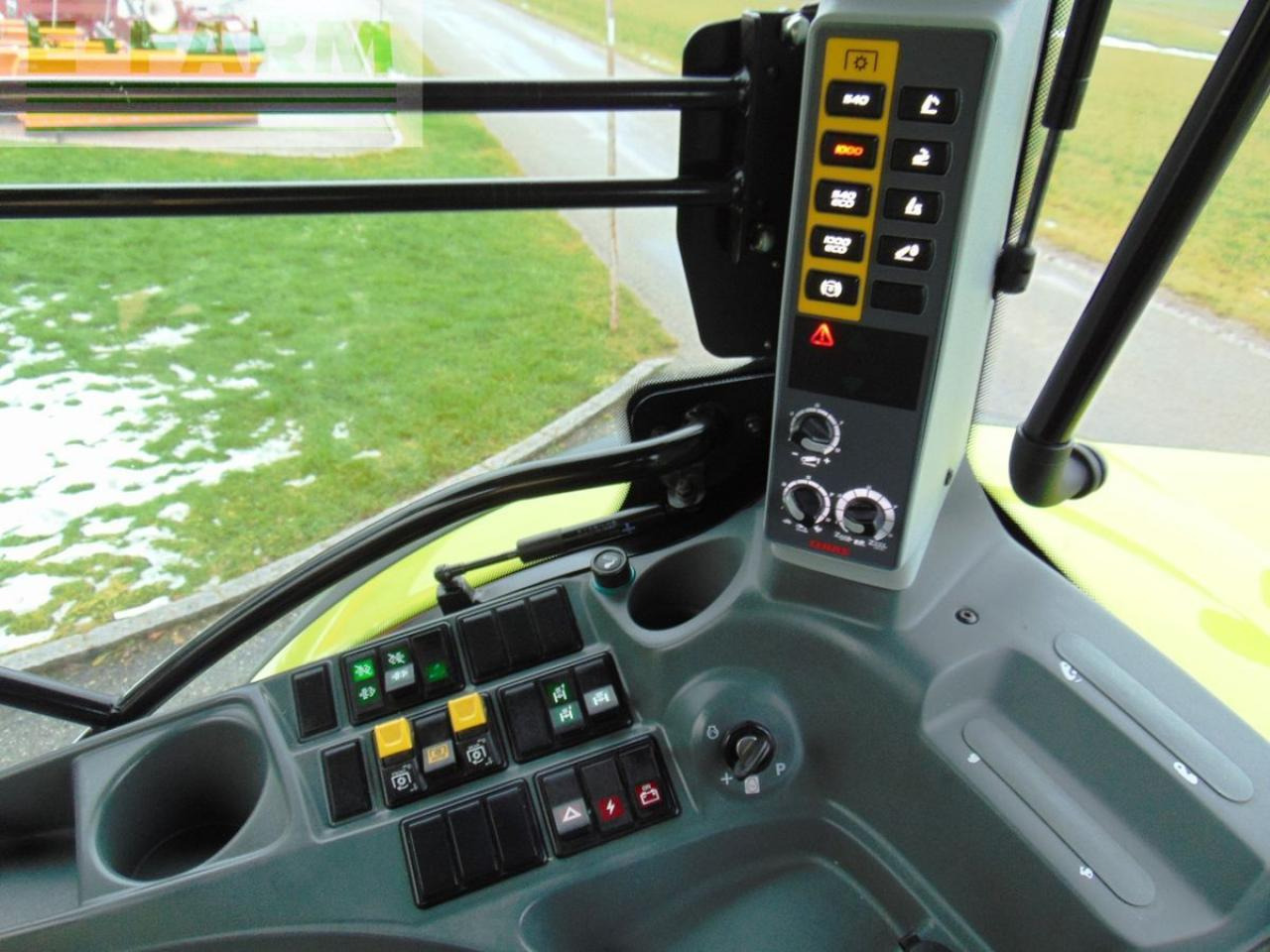 Tractor CLAAS arion 550 cmatic cis+ CMATIC CIS+