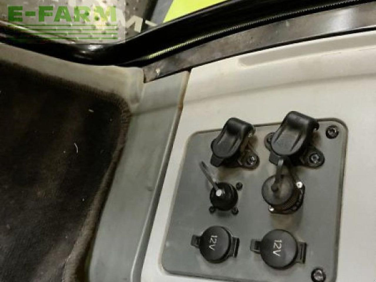 Tractor CLAAS arion 550 cmatic rtk CMATIC