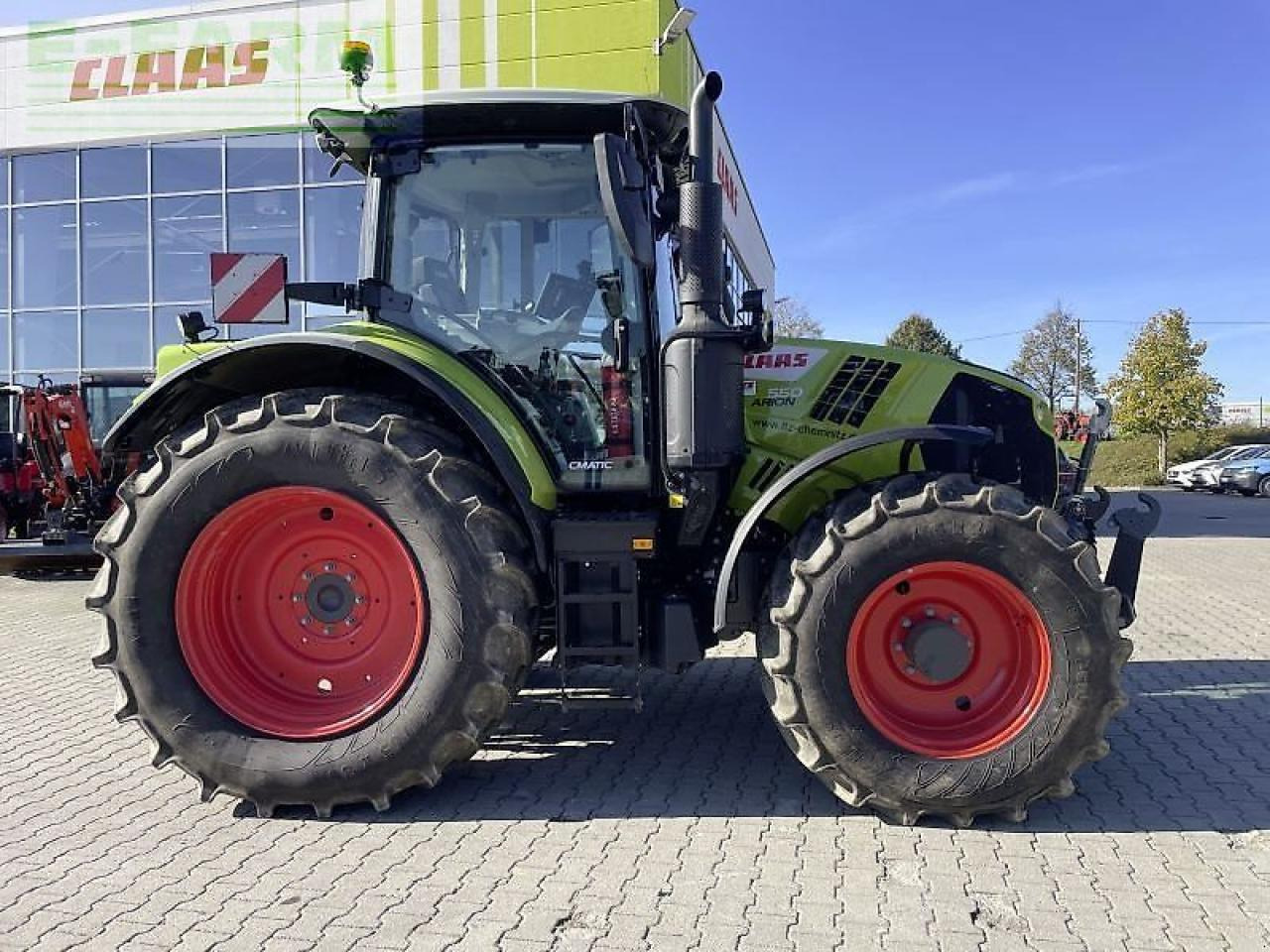 Tractor CLAAS arion 550 cmatic - stage v ceb CMATIC