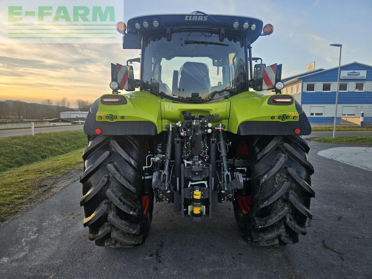 Tractor CLAAS arion 570 cmatic cebis