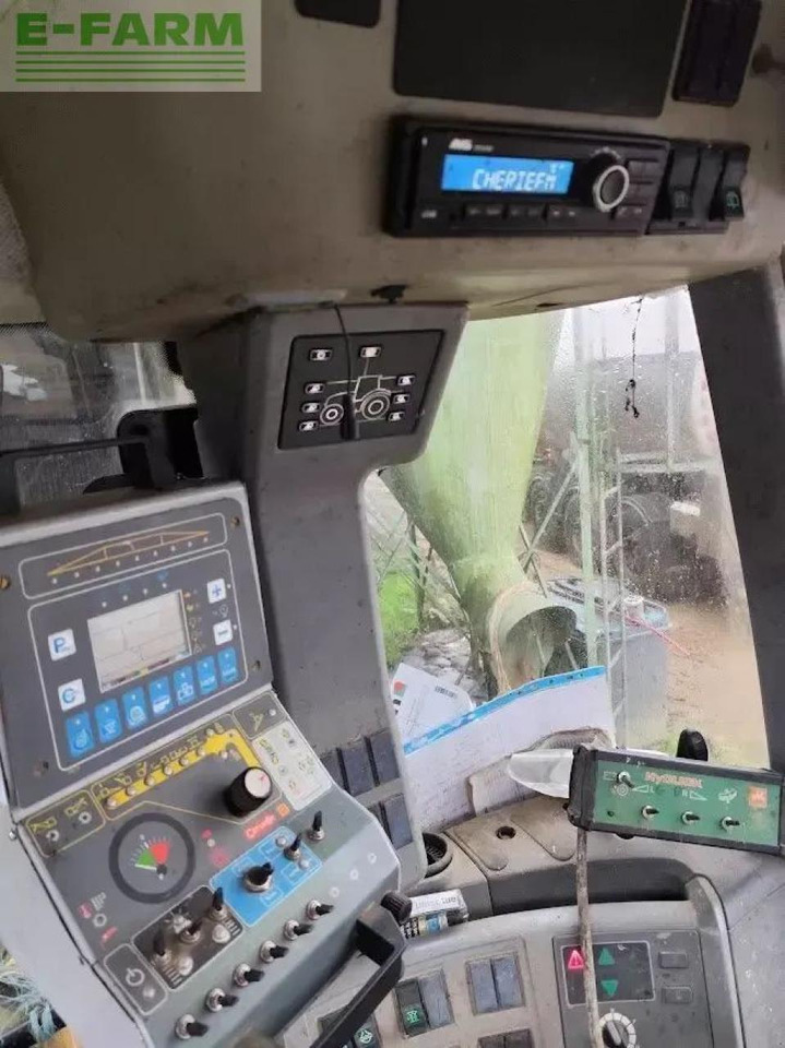 Tractor CLAAS arion 610