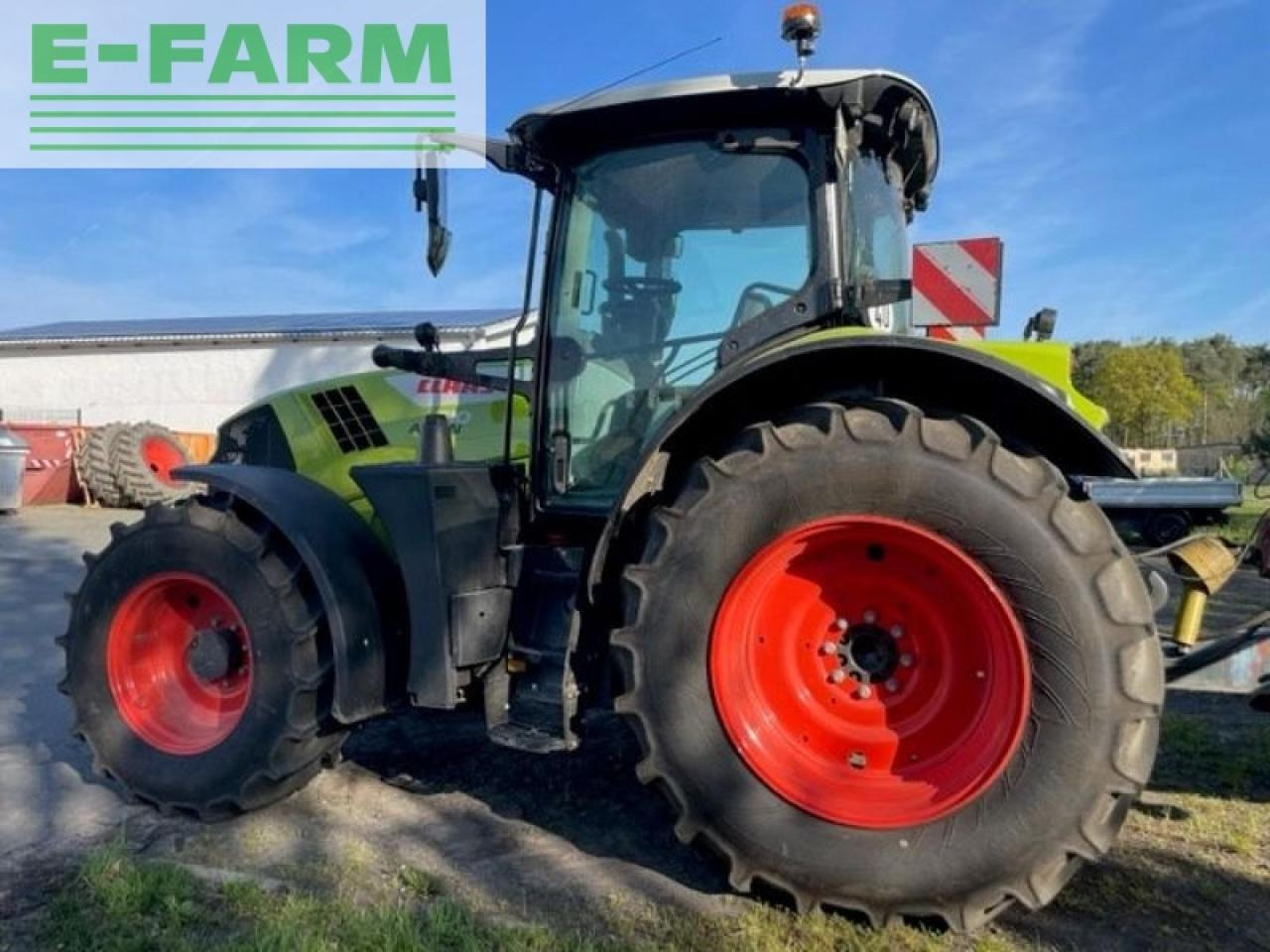 Tractor CLAAS arion 610