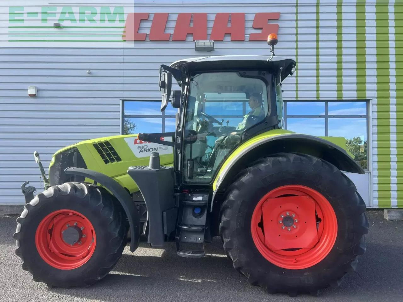 Tractor CLAAS arion 610 advance