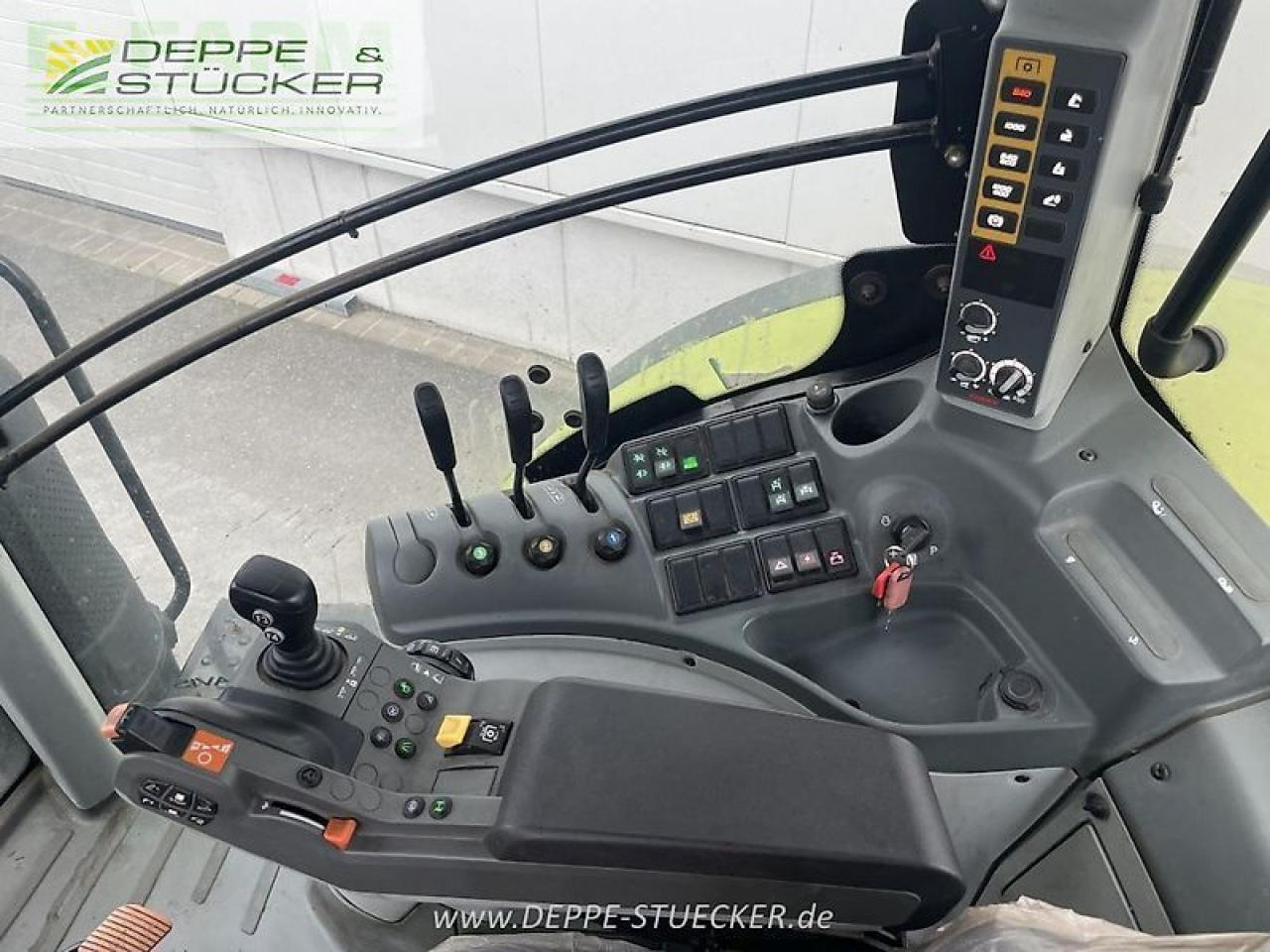 Tractor CLAAS arion 610 cis CIS