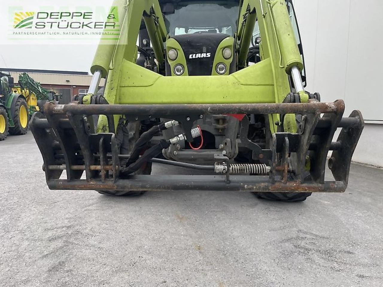 Tractor CLAAS arion 610 cis CIS