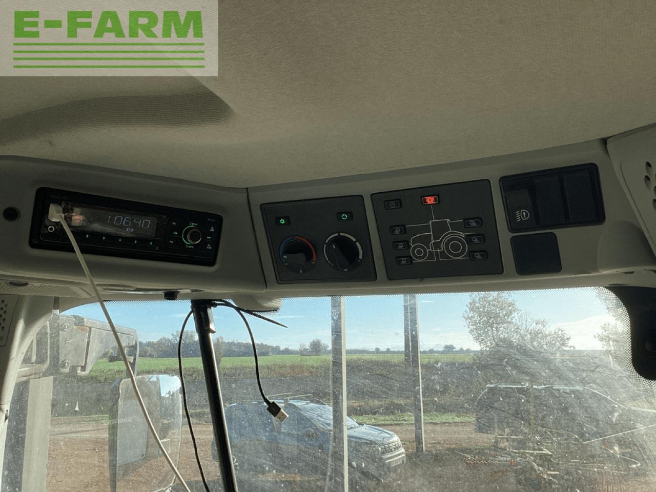 Tractor CLAAS arion 610 - stage v