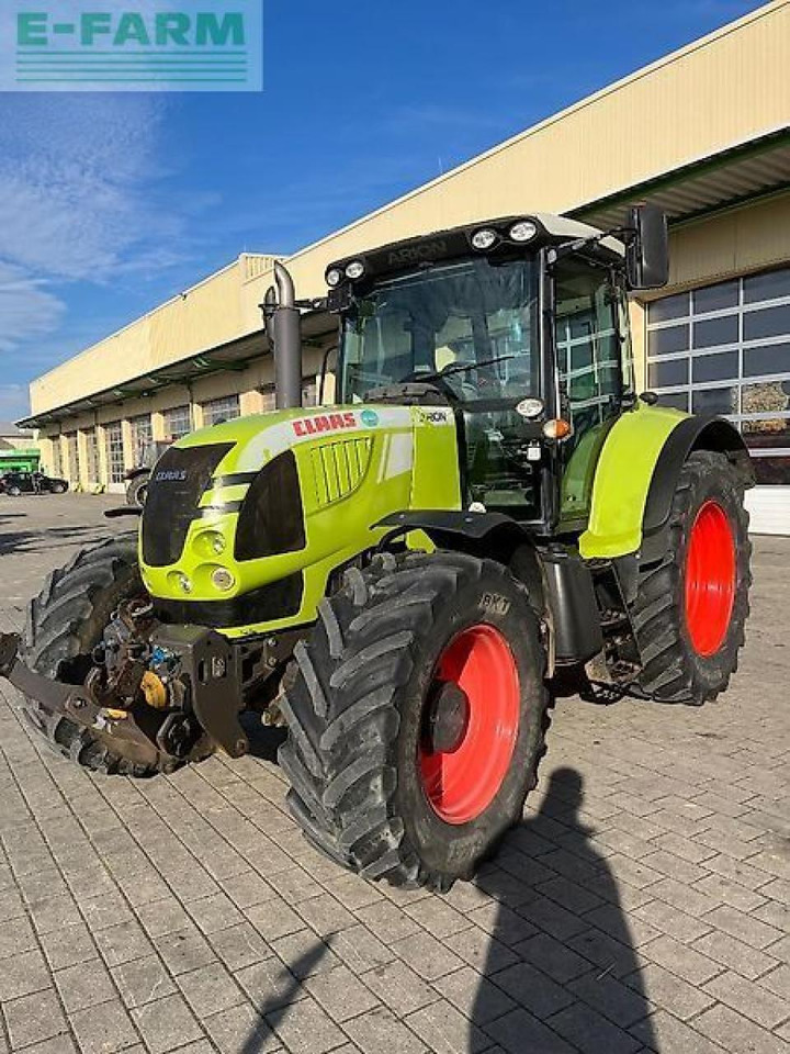 Tractor CLAAS arion 620