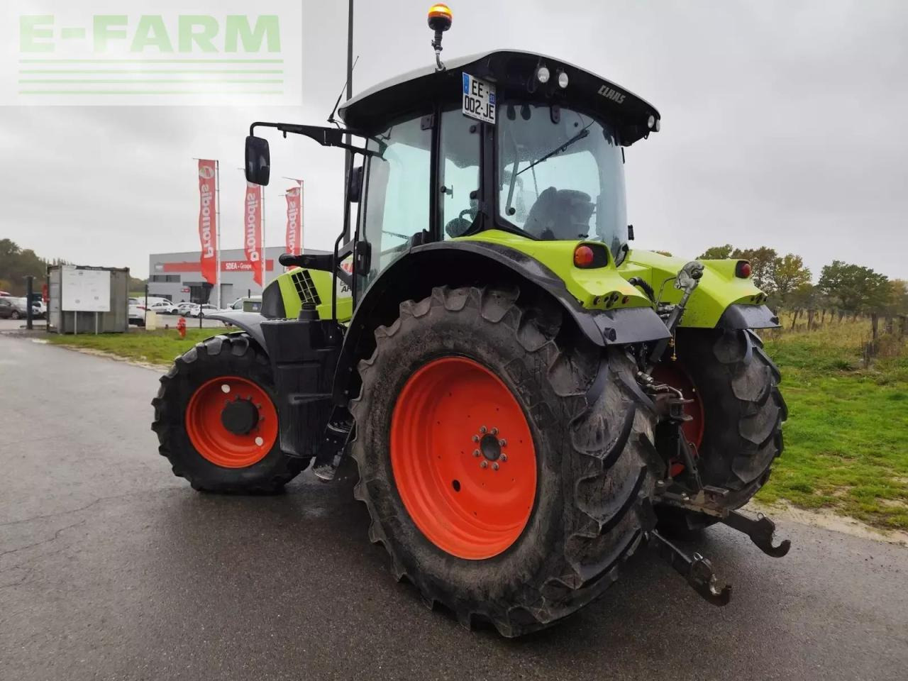 Tractor CLAAS arion 620