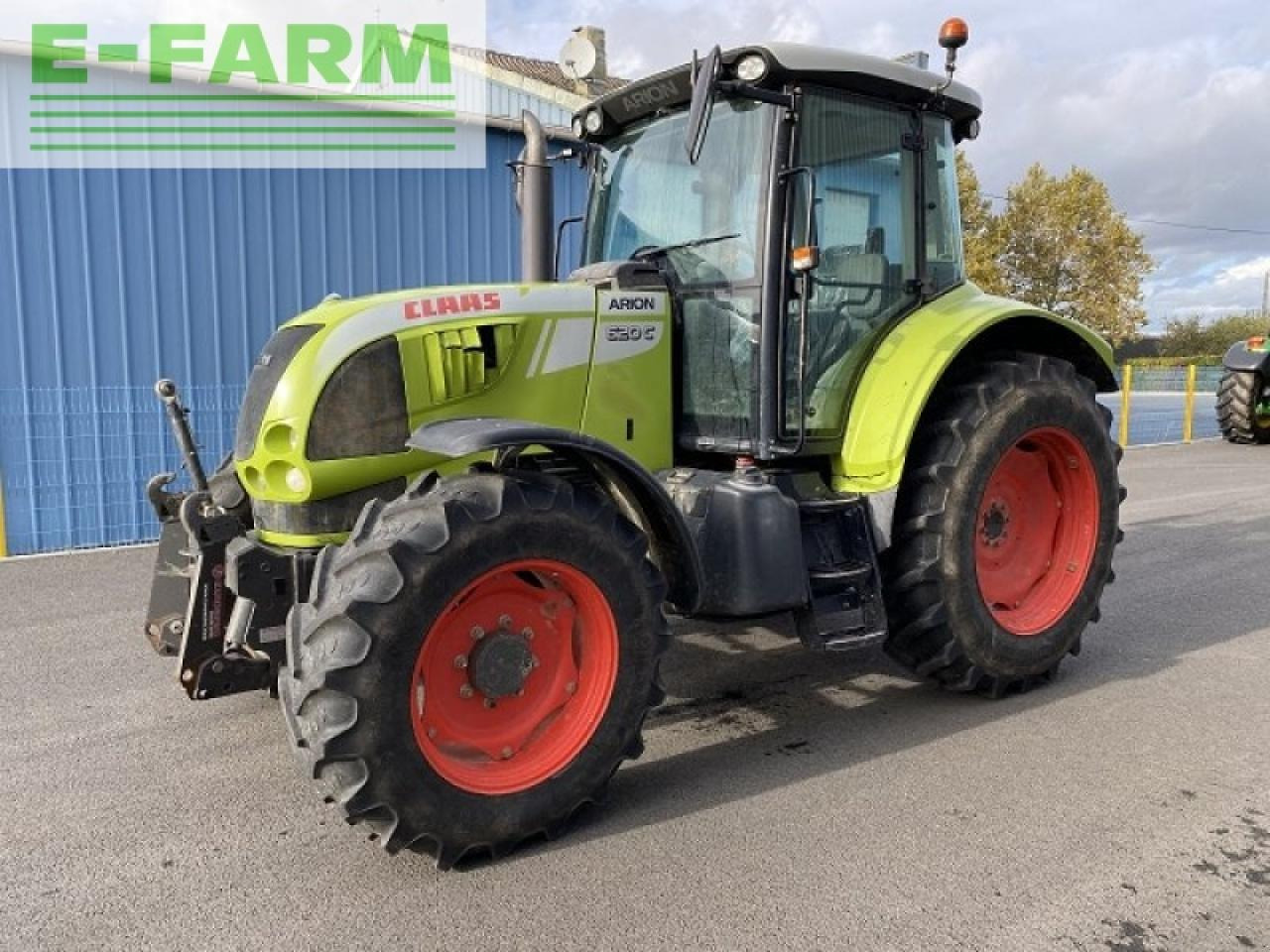 Tractor CLAAS arion 620
