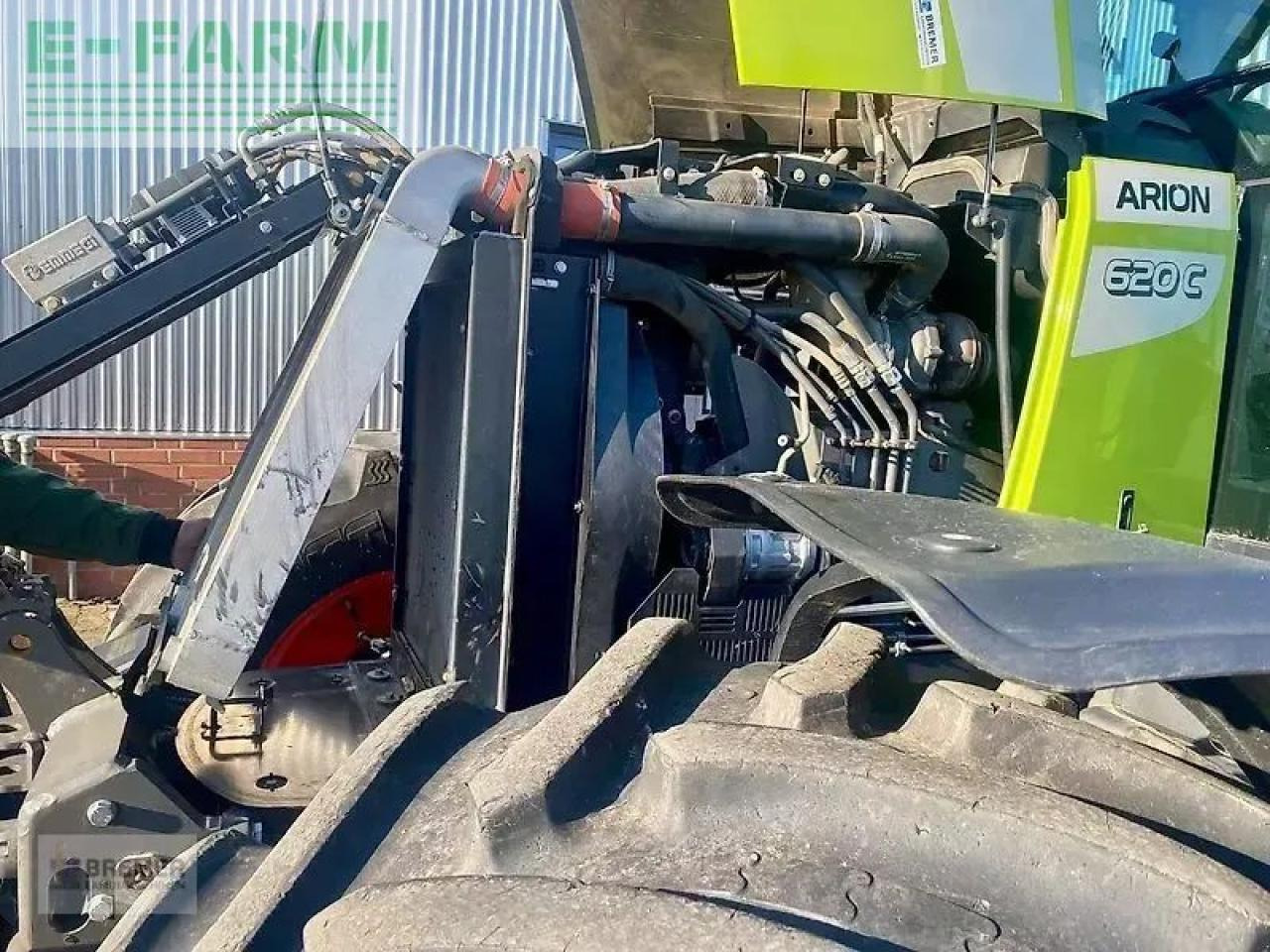 Tractor CLAAS arion 620 c C