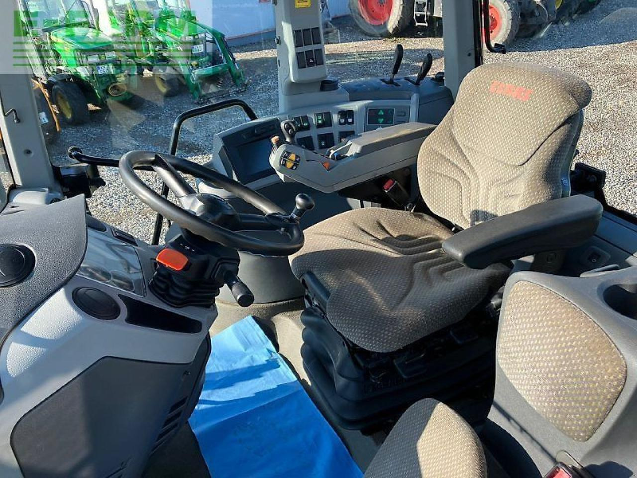 Tractor CLAAS arion 620 cebis CEBIS