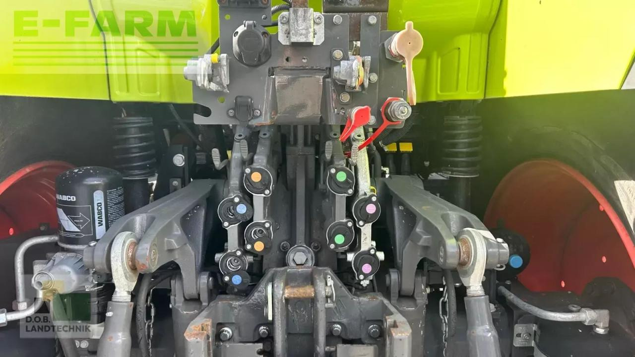 Tractor CLAAS arion 630