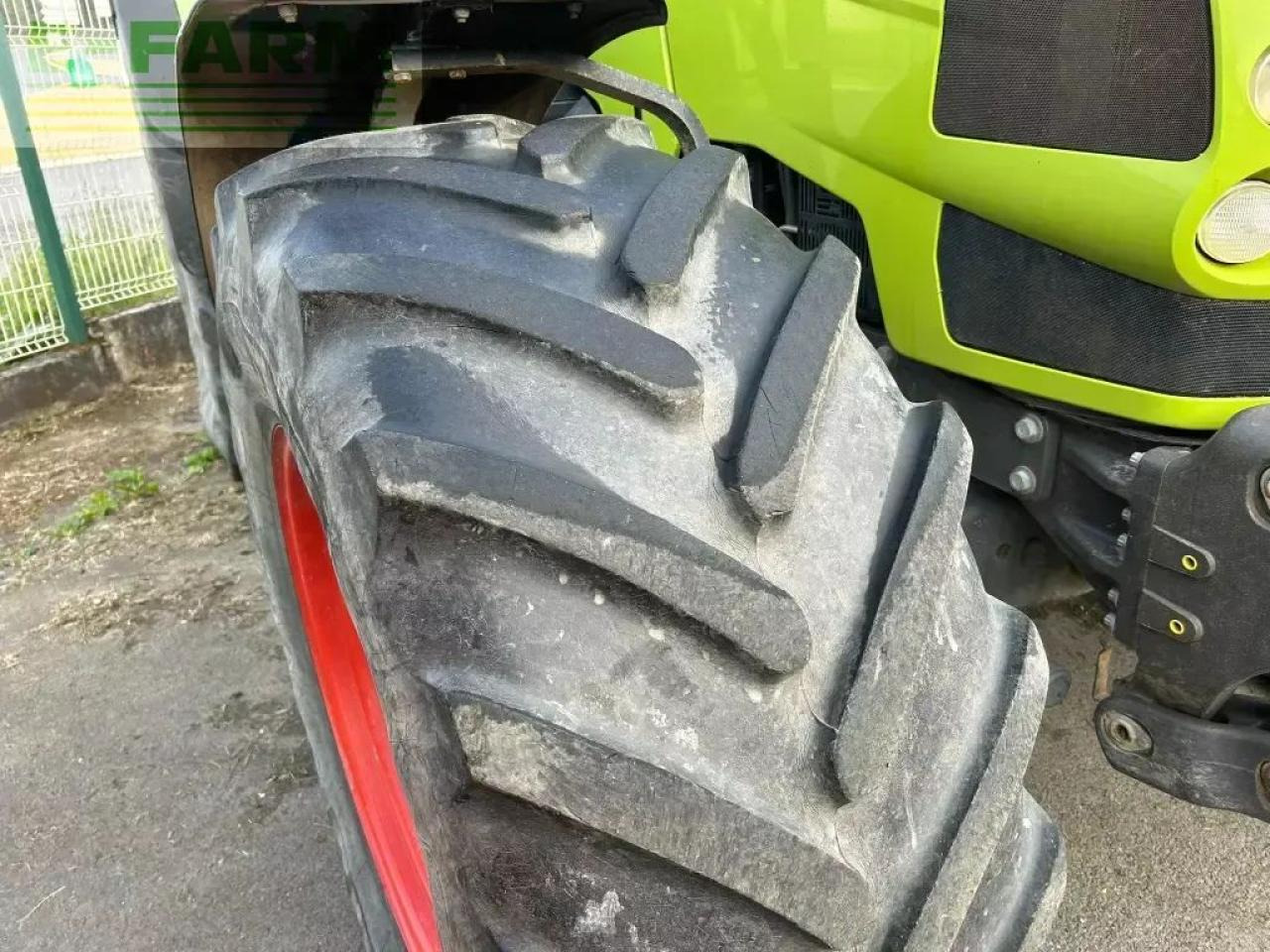 Tractor CLAAS arion 630
