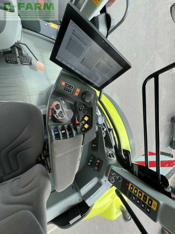 Tractor CLAAS arion 630