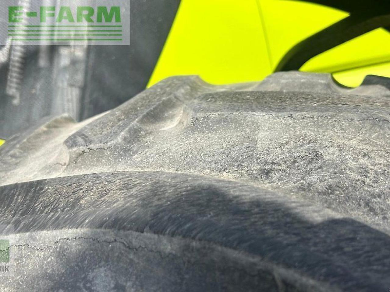 Tractor CLAAS arion 630