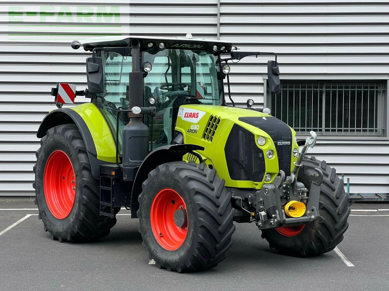 Tractor CLAAS arion 630