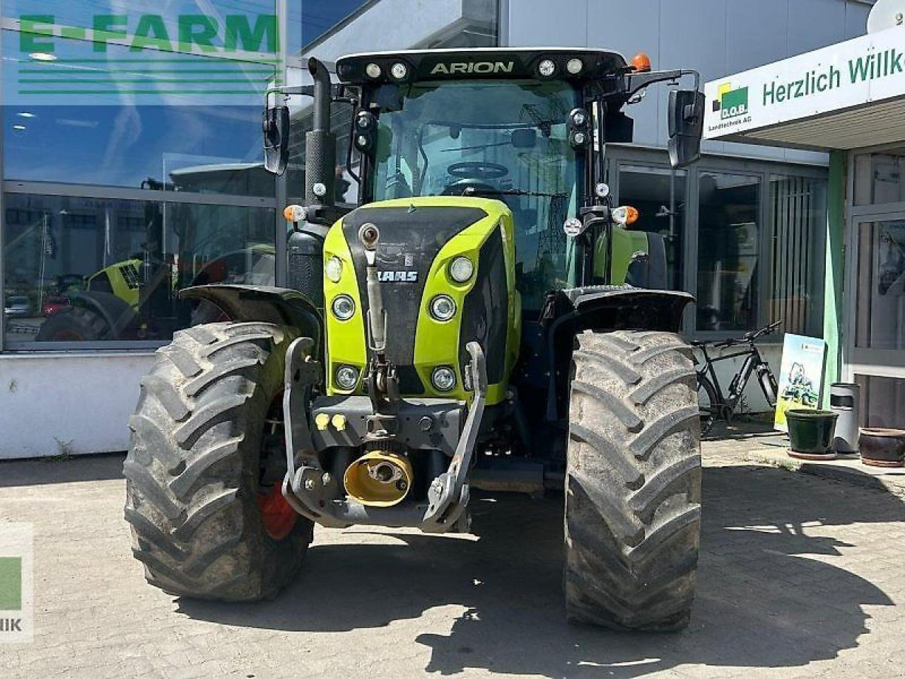 Tractor CLAAS arion 630