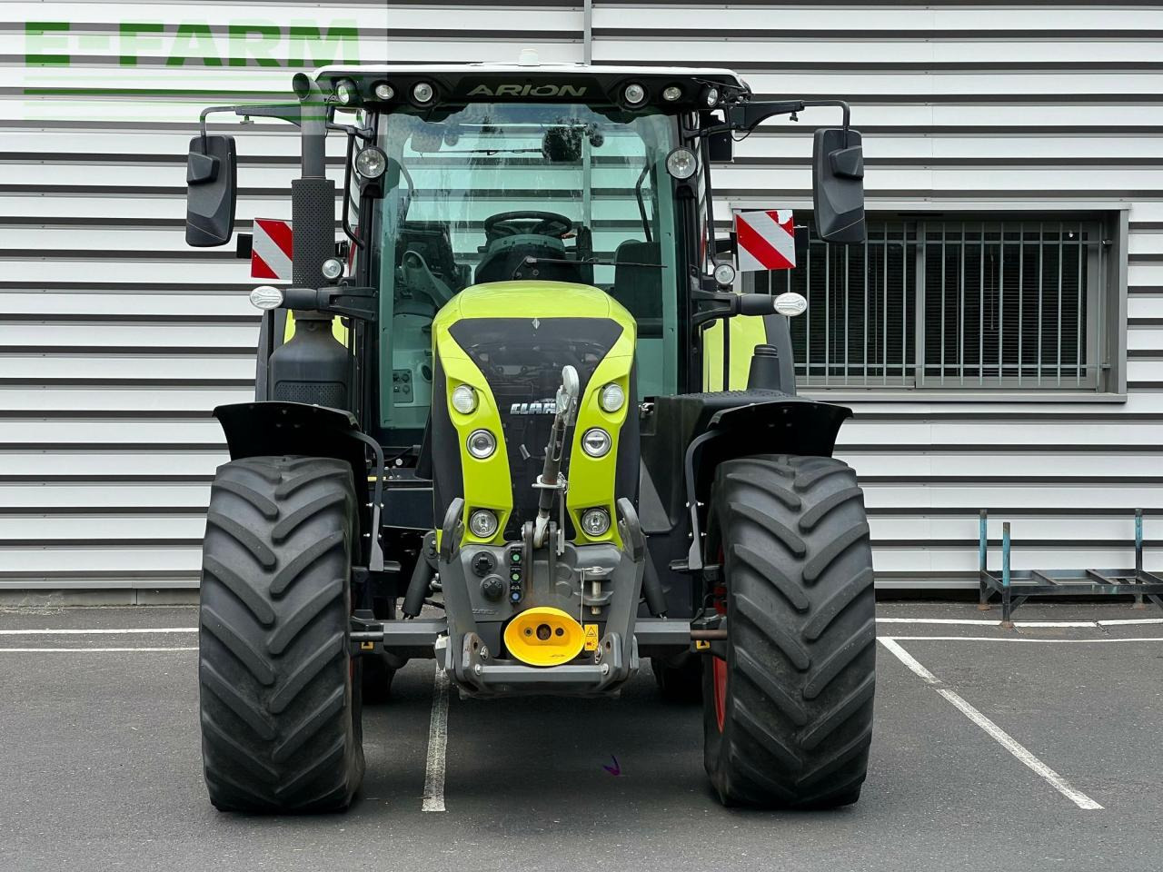 Tractor CLAAS arion 630