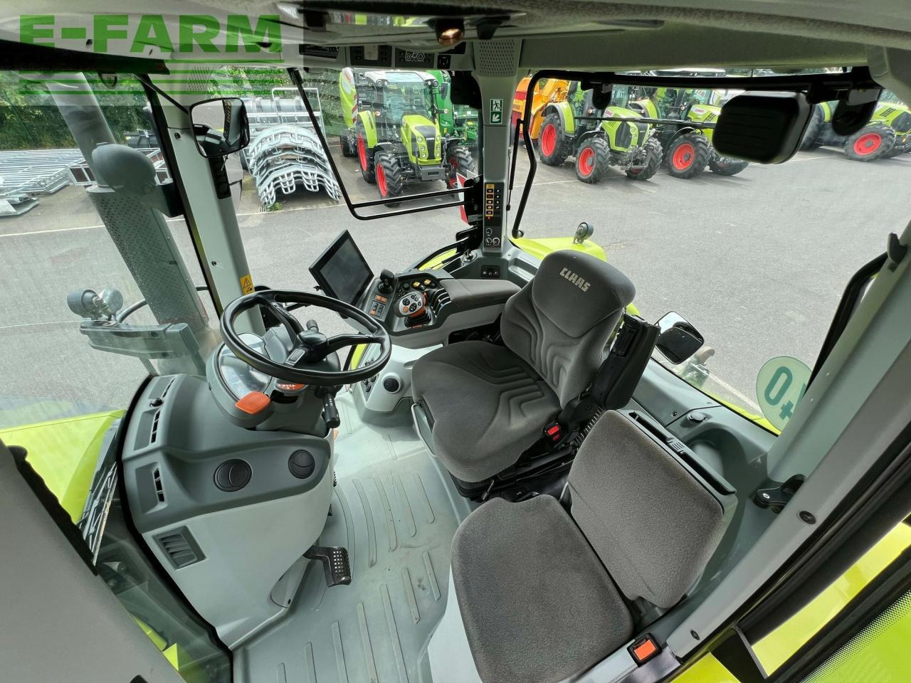 Tractor CLAAS arion 630