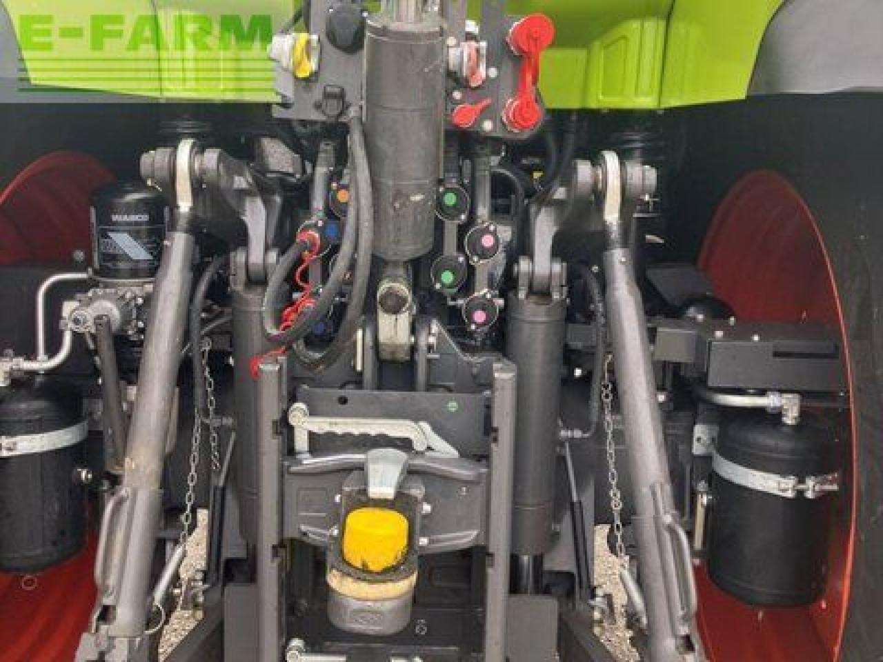 Tractor CLAAS arion 630 cebis cmatic CMATIC CEBIS