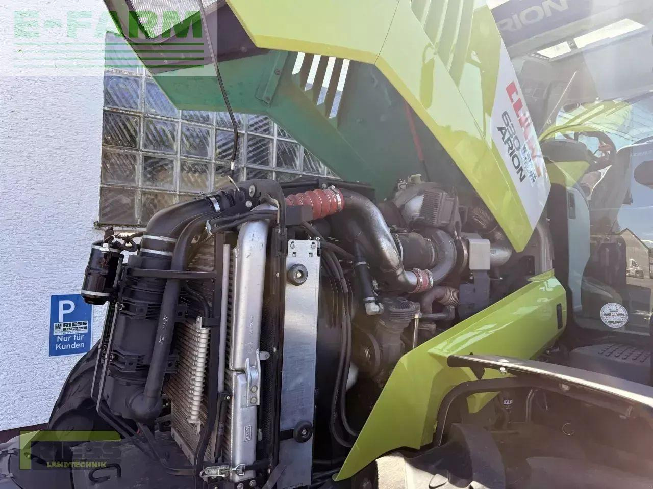 Tractor CLAAS arion 630 cis 3b a36 CIS