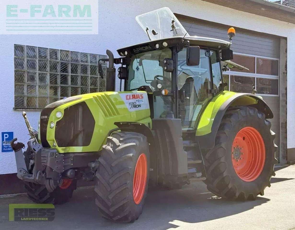 Tractor CLAAS arion 630 cis 3b a36 CIS