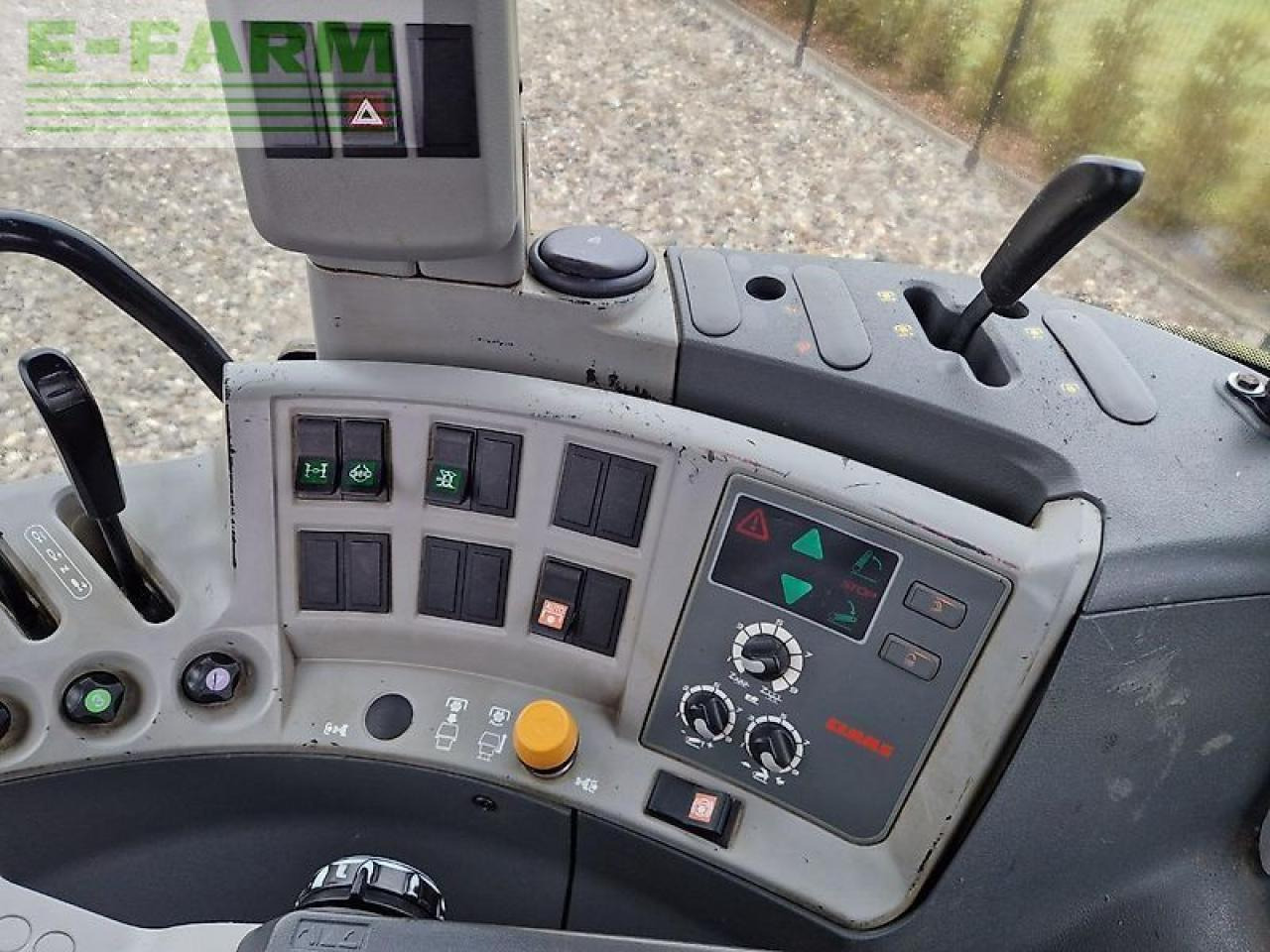 Tractor CLAAS arion 630 cis CIS