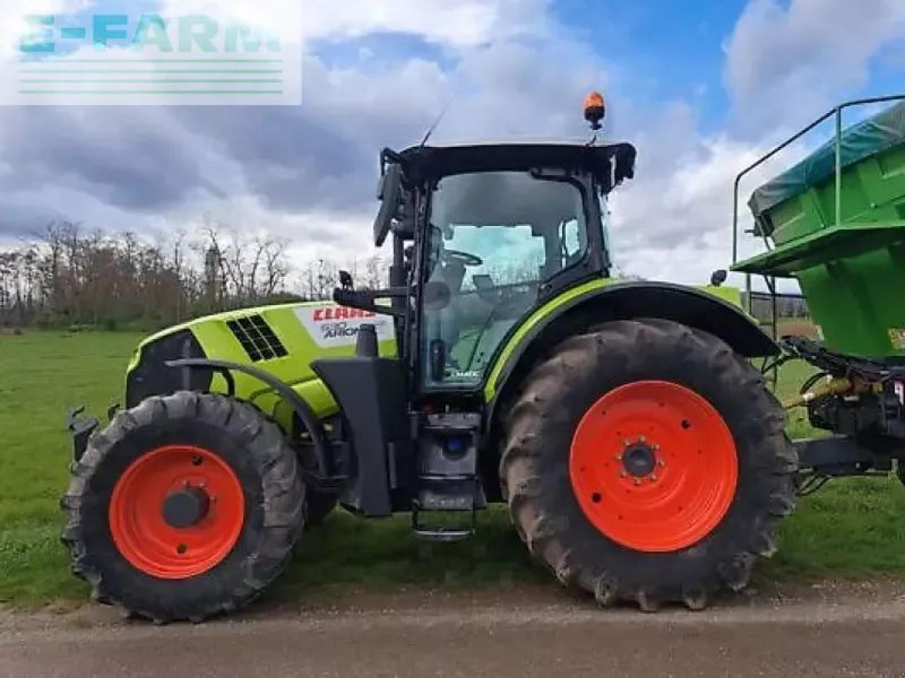 Tractor CLAAS arion 630 cmatic CMATIC