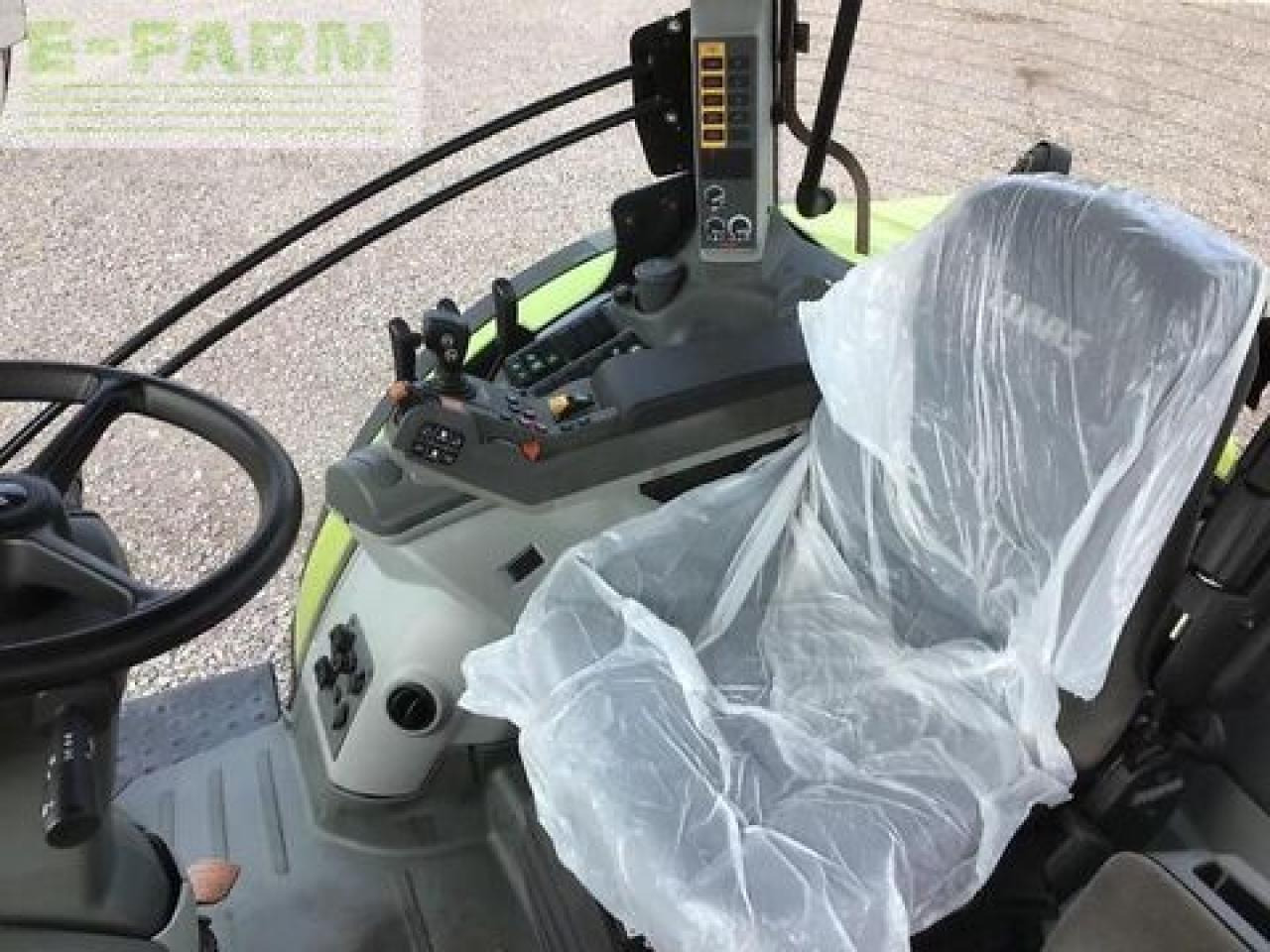 Tractor CLAAS arion 630 hexa