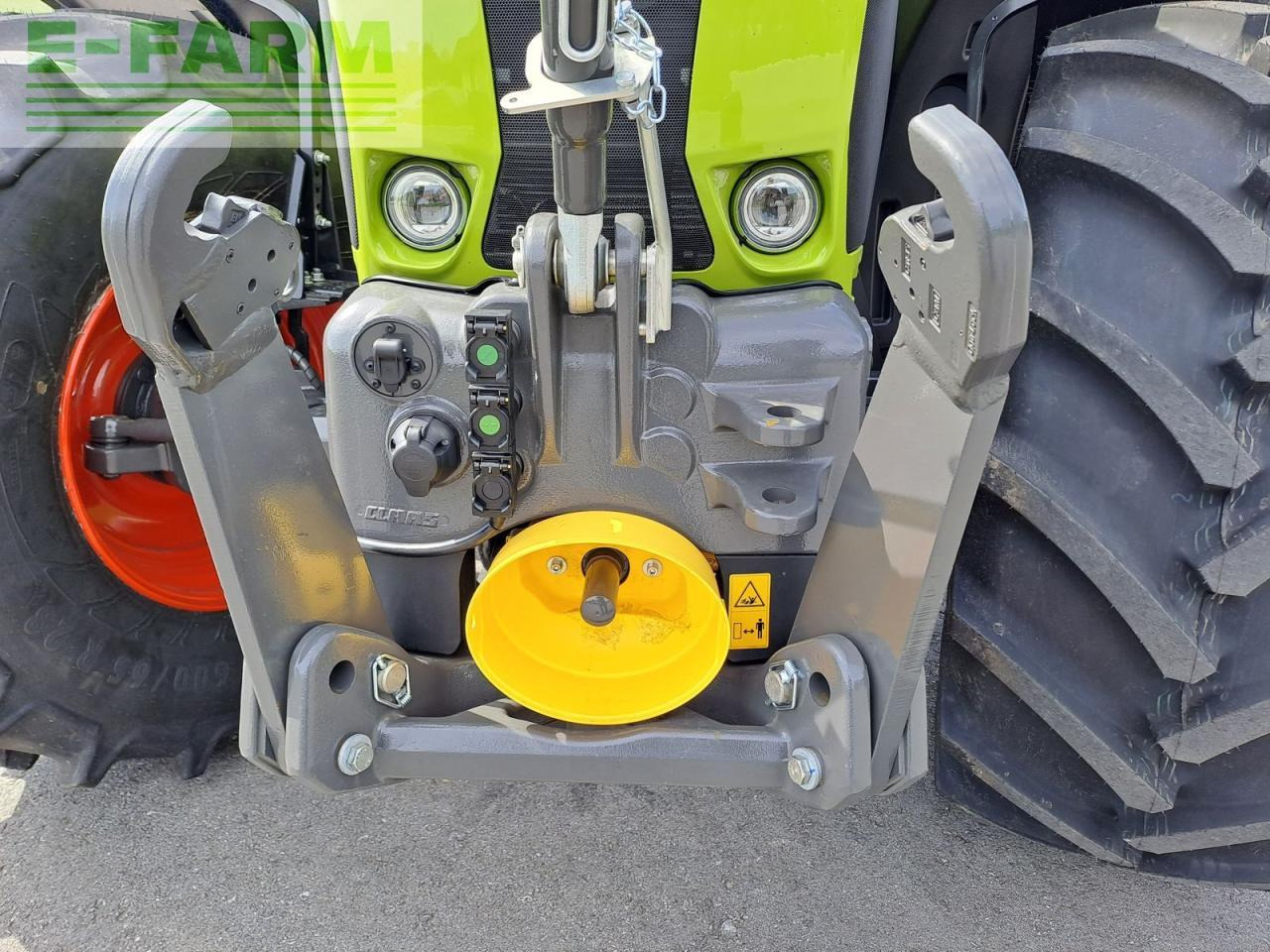 Tractor CLAAS arion 630 (stage v)