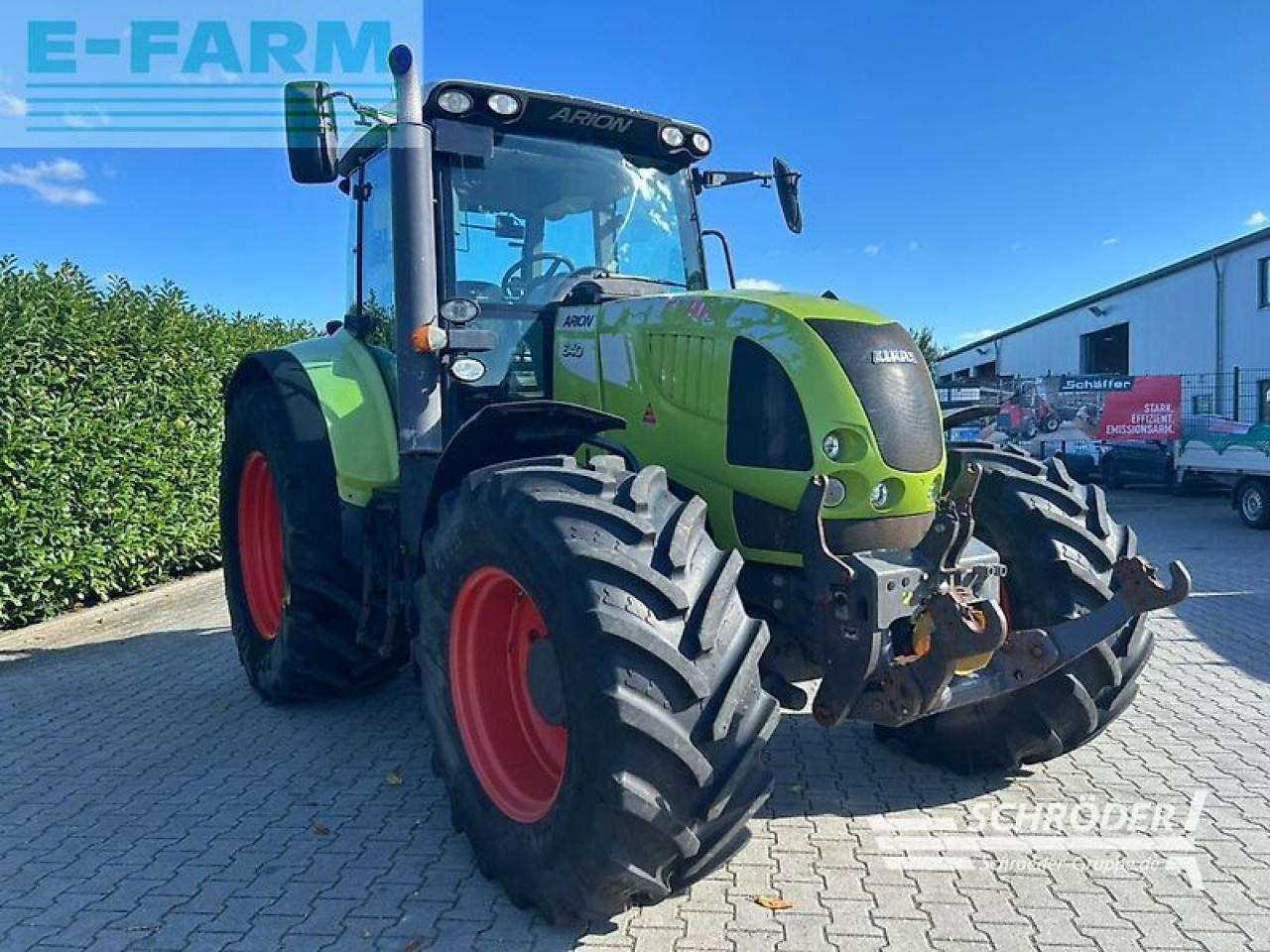 Tractor CLAAS arion 640